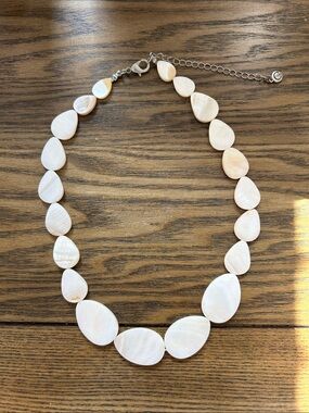 C1946 mother of pearl teardrop shell necklace.